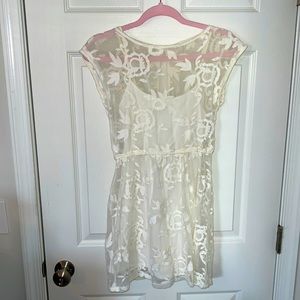 Hollister White Lace Dress with Underlay, Size Small